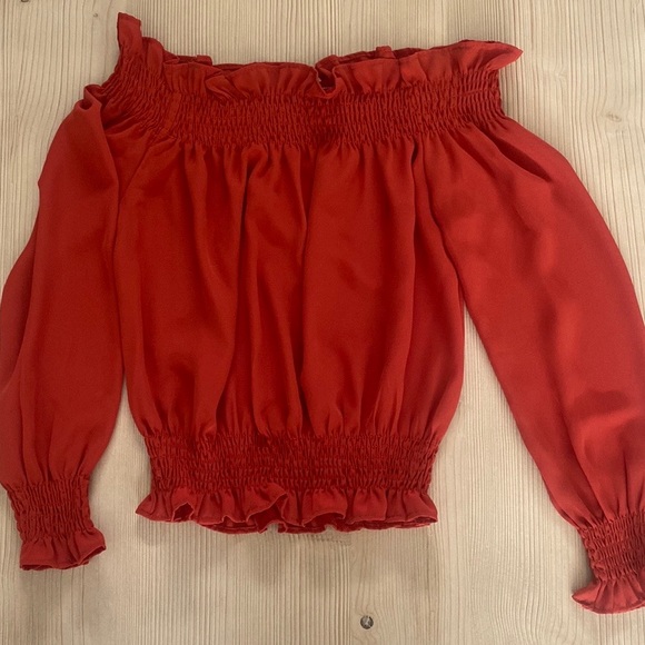 Showpo off the shoulder top in burnt orange/red colour - Picture 5 of 5